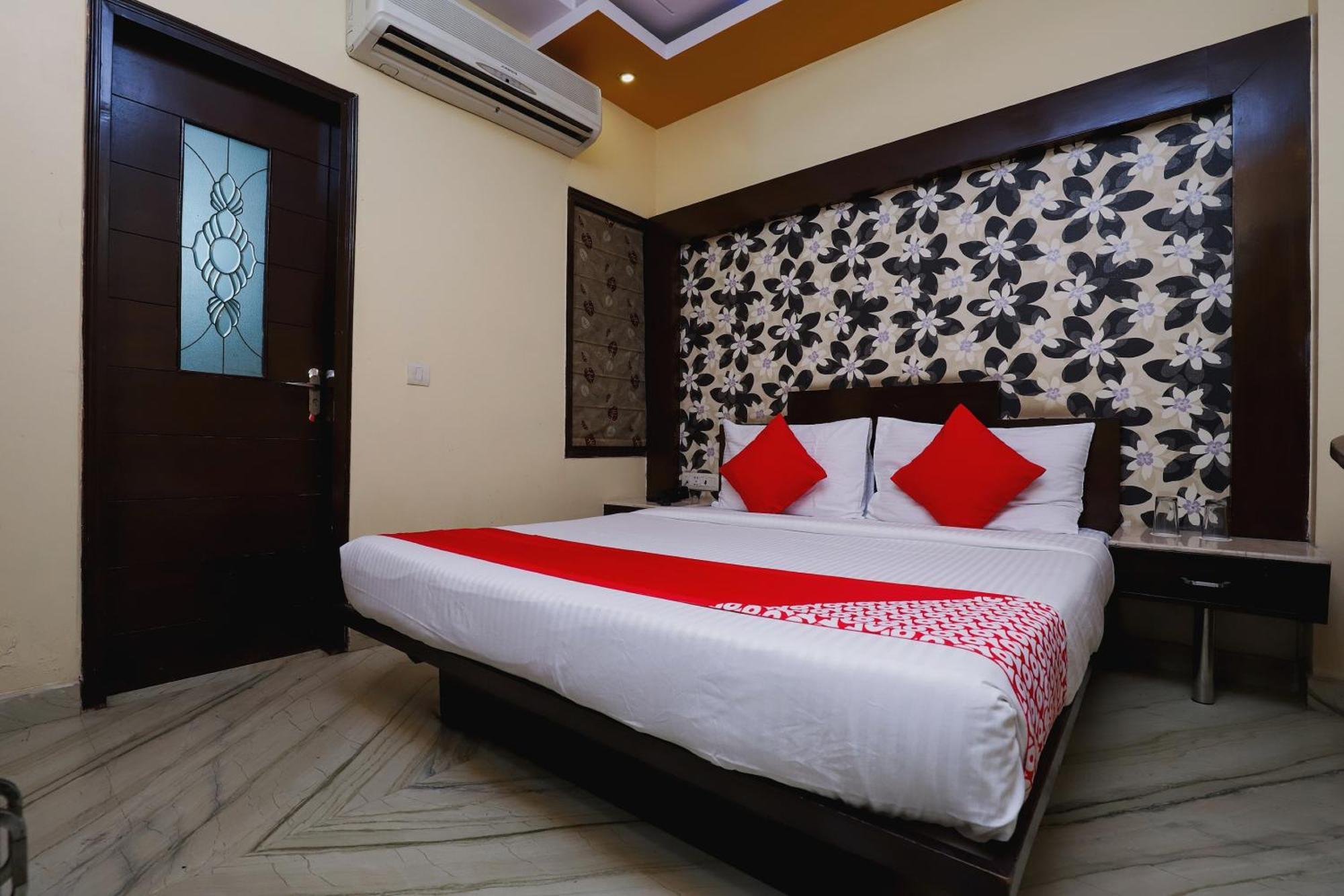 Hotel O J P Inn Near Patel Nagar Metro Station New Delhi Exterior photo
